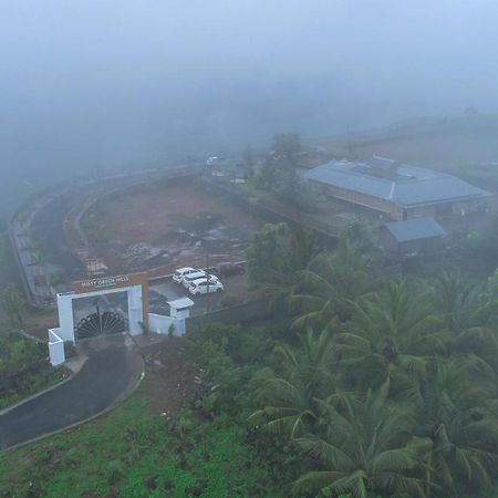 Misty Green Hills Parks & Resorts Kondotty Exterior photo