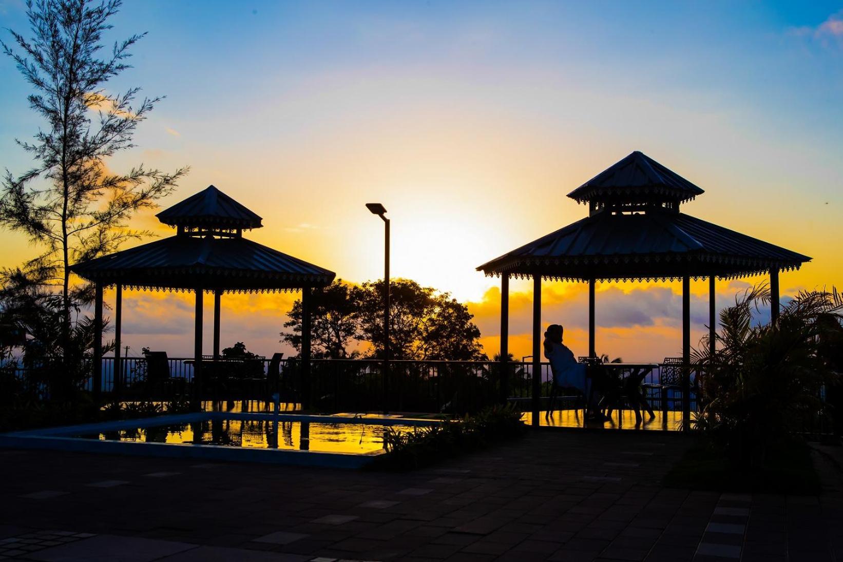 Misty Green Hills Parks & Resorts Kondotty Exterior photo