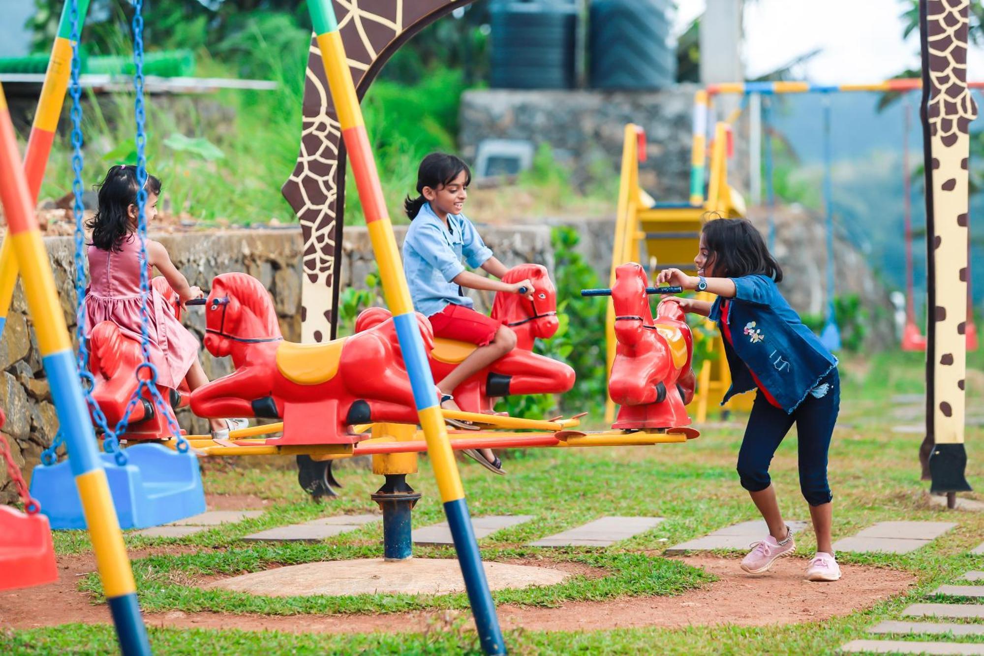 Misty Green Hills Parks & Resorts Kondotty Exterior photo